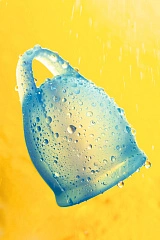 Менструальная чаша Satisfyer Feel Confident, 2 шт в наборе, силикон, синий